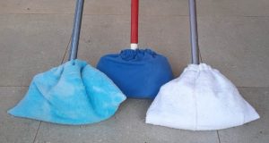 Créez votre propre balai pour moins de 3€ et éliminez toute saleté, plus besoin d’acheter! Créez votre propre balai pour moins de 3€ et éliminez toute saleté